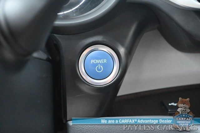 2024 Toyota Sienna XLE Hybrid / AWD / Power & Heated Leather Seats / Sunroof / Adaptive Cruise / Lane Depart & Blind Spot Alert / Apple CarPlay & Android Auto / Back Up Camera / Rear Captain Chairs / 3rd Row / 36 MPG / 1-Owner Anchorage AK