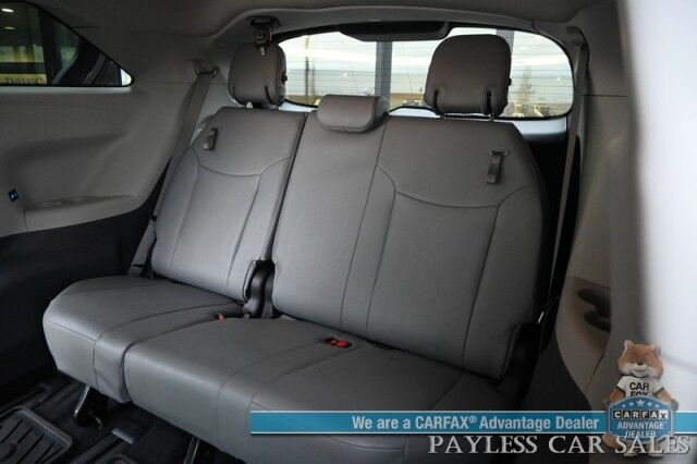 2024 Toyota Sienna XLE Hybrid / AWD / Power & Heated Leather Seats / Sunroof / Adaptive Cruise / Lane Depart & Blind Spot Alert / Apple CarPlay & Android Auto / Back Up Camera / Rear Captain Chairs / 3rd Row / 36 MPG / 1-Owner Anchorage AK