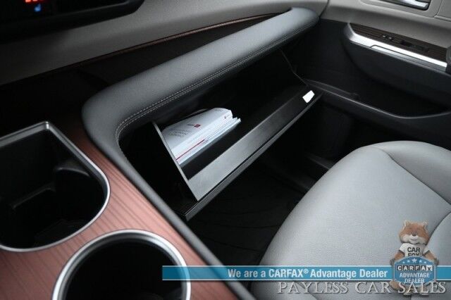 2024 Toyota Sienna XLE Hybrid / AWD / Power & Heated Leather Seats / Sunroof / Adaptive Cruise / Lane Depart & Blind Spot Alert / Apple CarPlay & Android Auto / Back Up Camera / Rear Captain Chairs / 3rd Row / 36 MPG / 1-Owner Anchorage AK