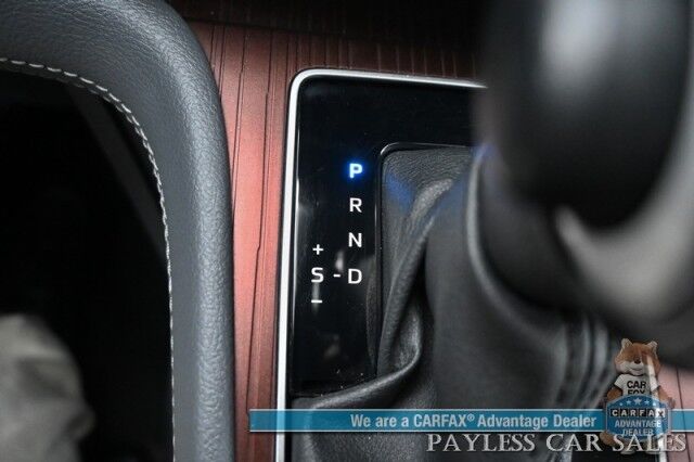 2024 Toyota Sienna XLE Hybrid / AWD / Power & Heated Leather Seats / Sunroof / Adaptive Cruise / Lane Depart & Blind Spot Alert / Apple CarPlay & Android Auto / Back Up Camera / Rear Captain Chairs / 3rd Row / 36 MPG / 1-Owner Anchorage AK