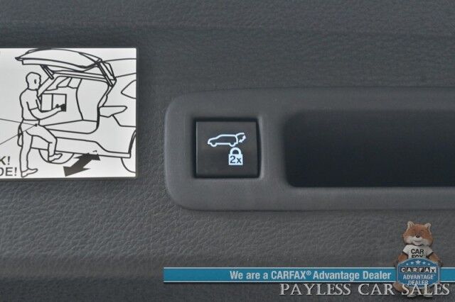 2024 Toyota Sienna XLE Hybrid / AWD / Power & Heated Leather Seats / Sunroof / Adaptive Cruise / Lane Depart & Blind Spot Alert / Apple CarPlay & Android Auto / Back Up Camera / Rear Captain Chairs / 3rd Row / 36 MPG / 1-Owner Anchorage AK