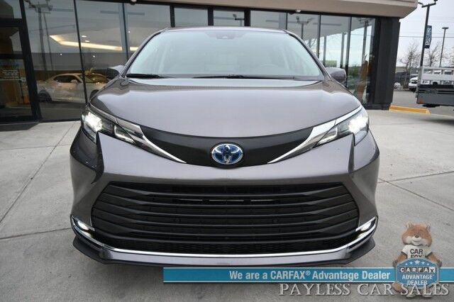 2024 Toyota Sienna XLE Hybrid / AWD / Power & Heated Leather Seats / Sunroof / Adaptive Cruise / Lane Depart & Blind Spot Alert / Apple CarPlay & Android Auto / Back Up Camera / Rear Captain Chairs / 3rd Row / 36 MPG / 1-Owner Anchorage AK