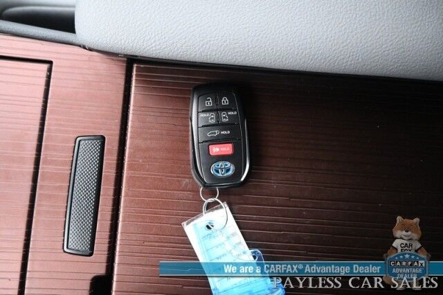 2024 Toyota Sienna XLE Hybrid / AWD / Power & Heated Leather Seats / Sunroof / Adaptive Cruise / Lane Depart & Blind Spot Alert / Apple CarPlay & Android Auto / Back Up Camera / Rear Captain Chairs / 3rd Row / 36 MPG / 1-Owner Anchorage AK