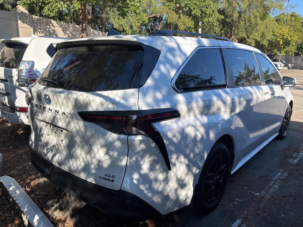 2024 Toyota Sienna XLE Ft Lauderdale FL