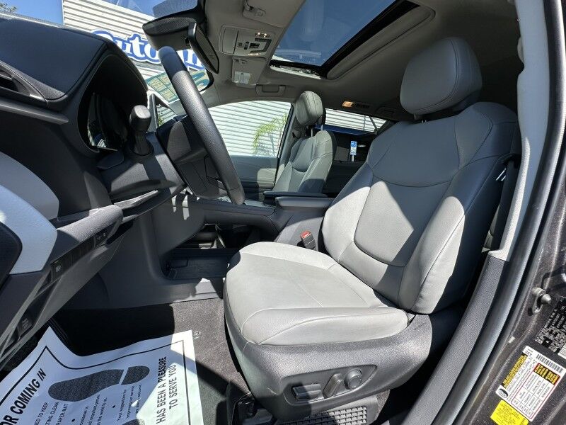 2024 Toyota Sienna XLE Jacksonville FL
