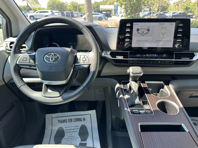 2024 Toyota Sienna XLE Jacksonville FL