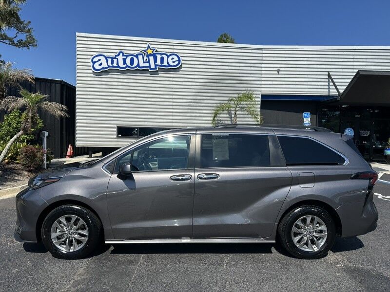 2024 Toyota Sienna XLE