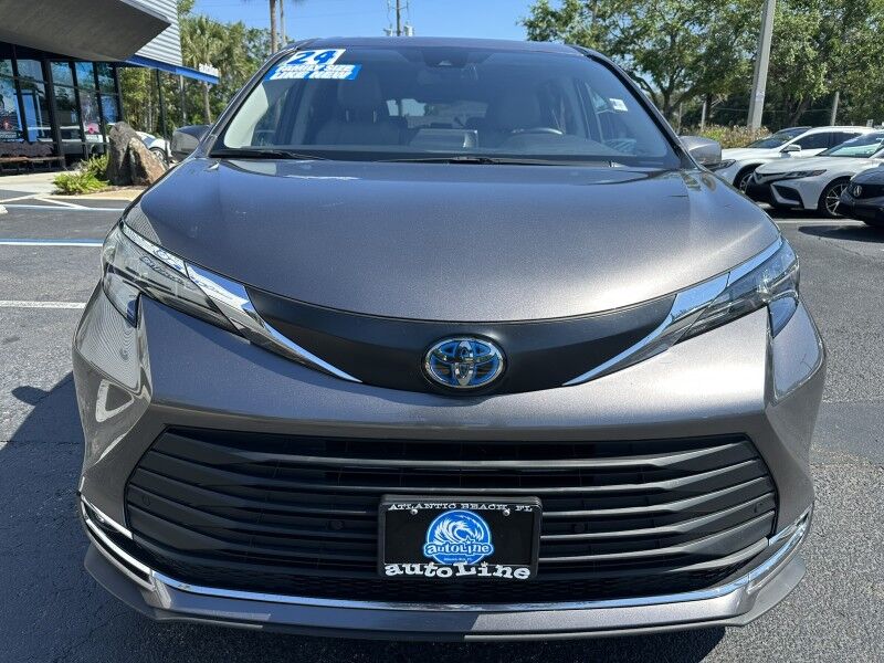 2024 Toyota Sienna XLE Jacksonville FL