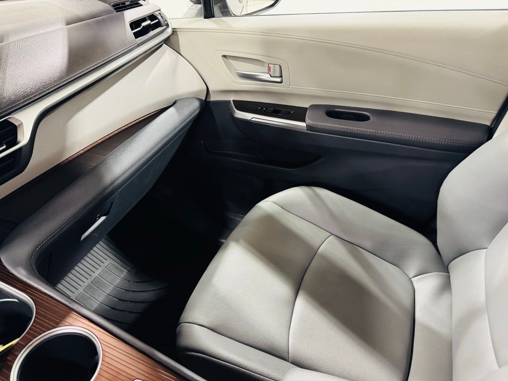 2024 Toyota Sienna XLE Jersey City NJ