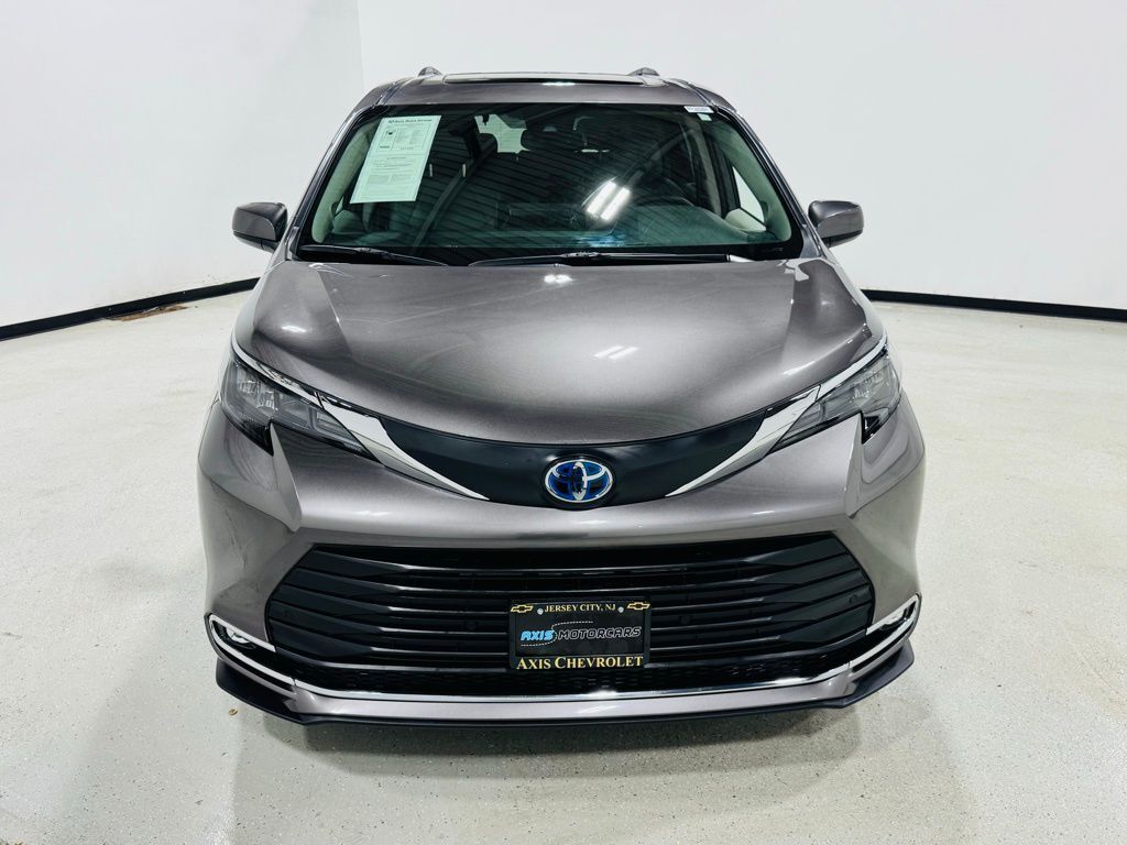 2024 Toyota Sienna XLE Jersey City NJ
