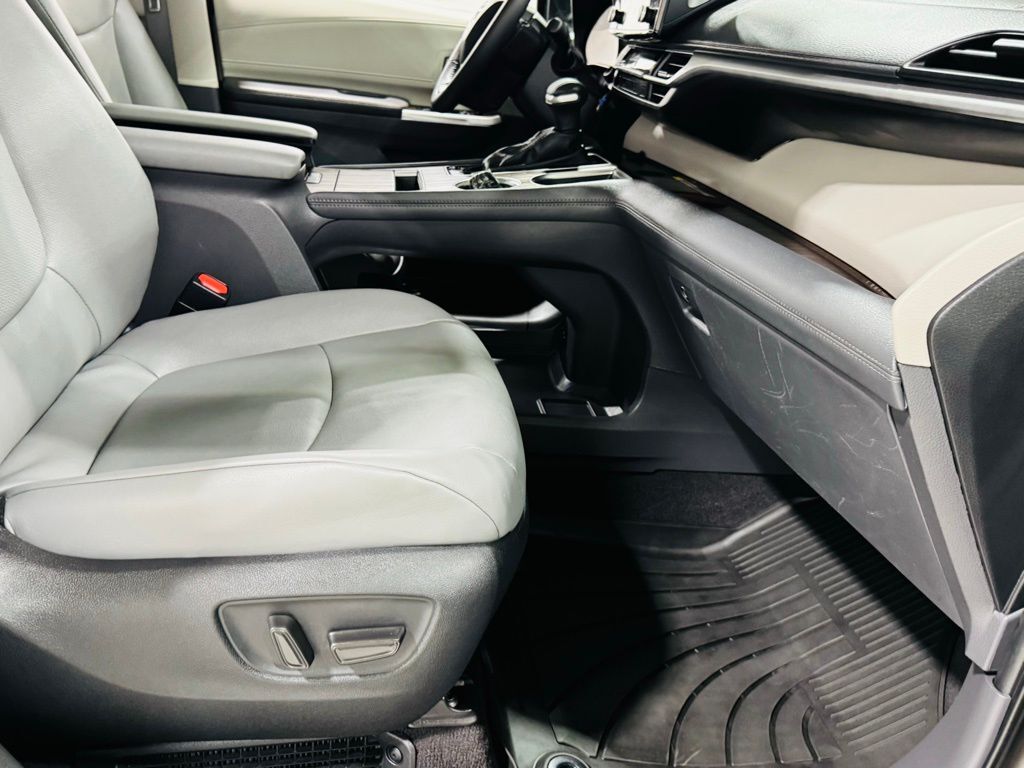 2024 Toyota Sienna XLE Jersey City NJ
