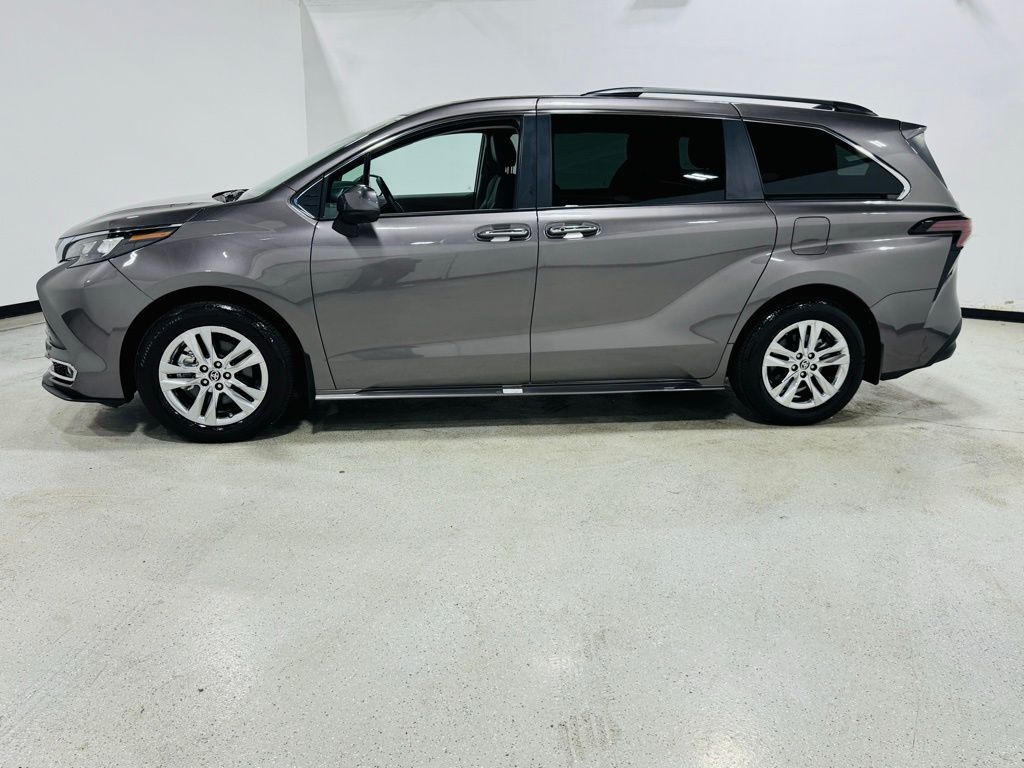 2024 Toyota Sienna XLE Jersey City NJ