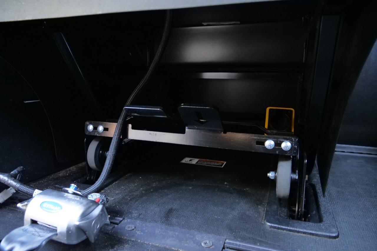 2024 Toyota Sienna XLE Plus / BraunAbility Wheelchair Accessible Van / Power Ramp Lincolnton NC