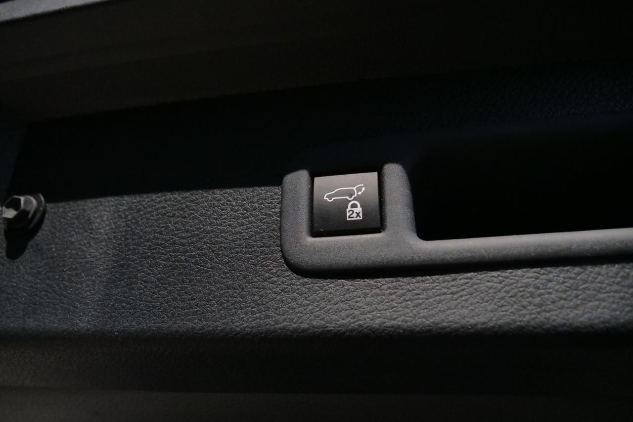 2024 Toyota Sienna XLE Plus / BraunAbility Wheelchair Accessible Van / Power Ramp Lincolnton NC