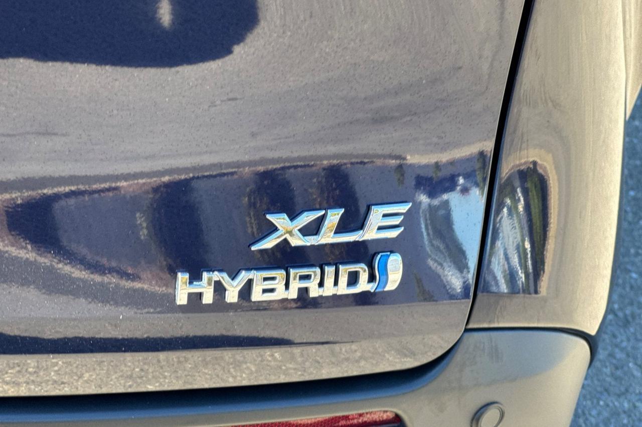2024 Toyota Sienna XLE Roseville CA