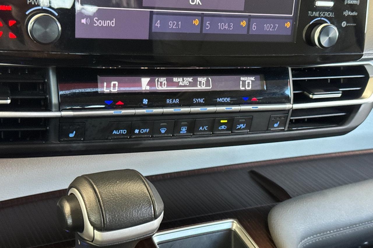 2024 Toyota Sienna XLE Roseville CA