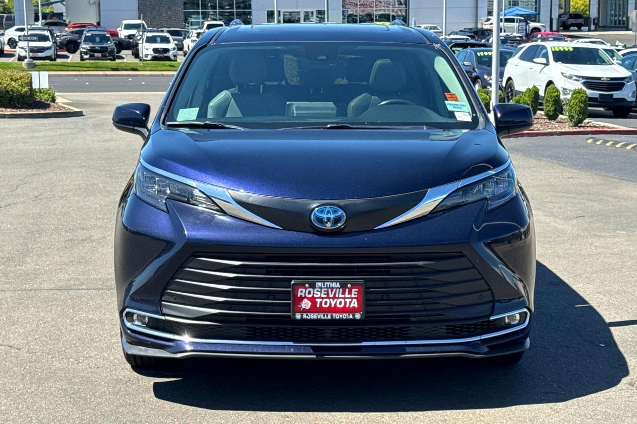 2024 Toyota Sienna XLE Roseville CA