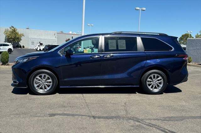 2024 Toyota Sienna XLE Roseville CA