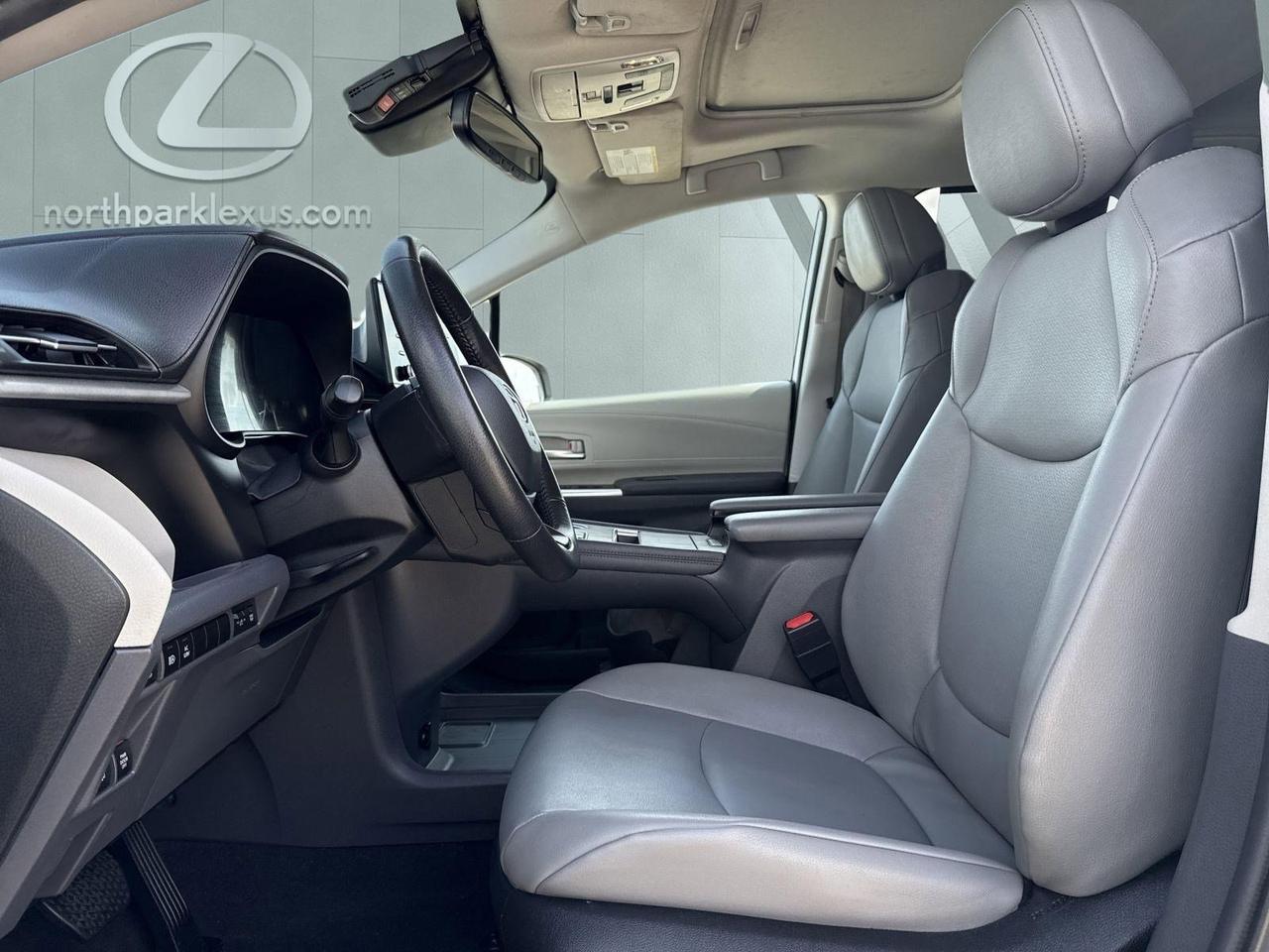2024 Toyota Sienna XLE San Antonio TX