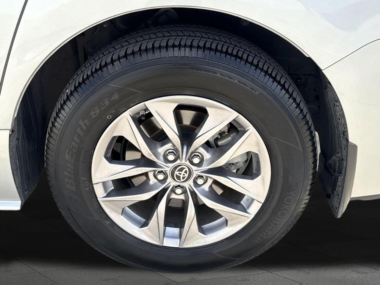 2024 Toyota Sienna XLE San Antonio TX