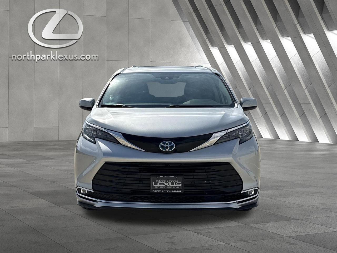 2024 Toyota Sienna XLE San Antonio TX