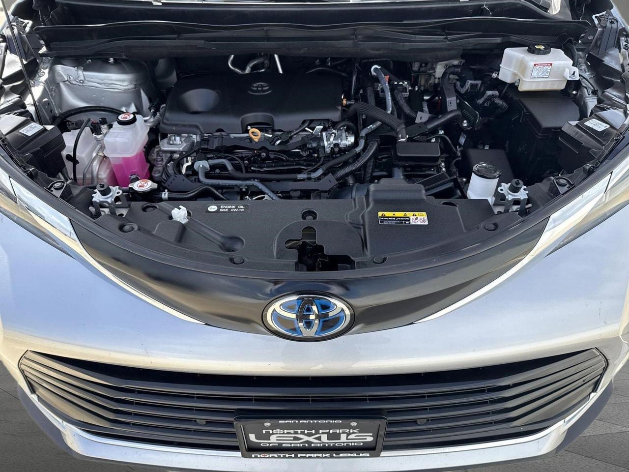 2024 Toyota Sienna XLE San Antonio TX