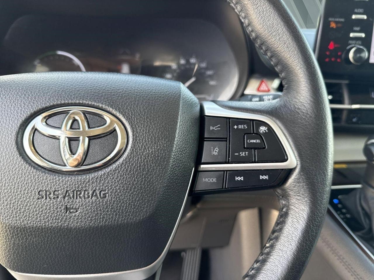 2024 Toyota Sienna XLE San Antonio TX