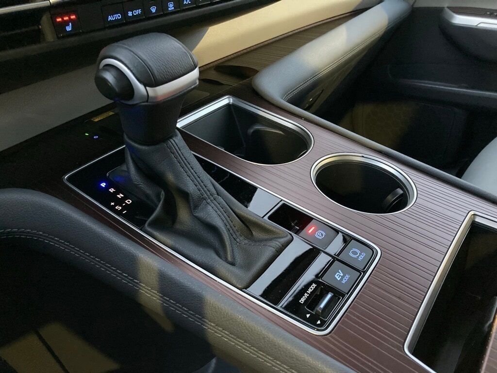 2024 Toyota Sienna XLE San Antonio TX