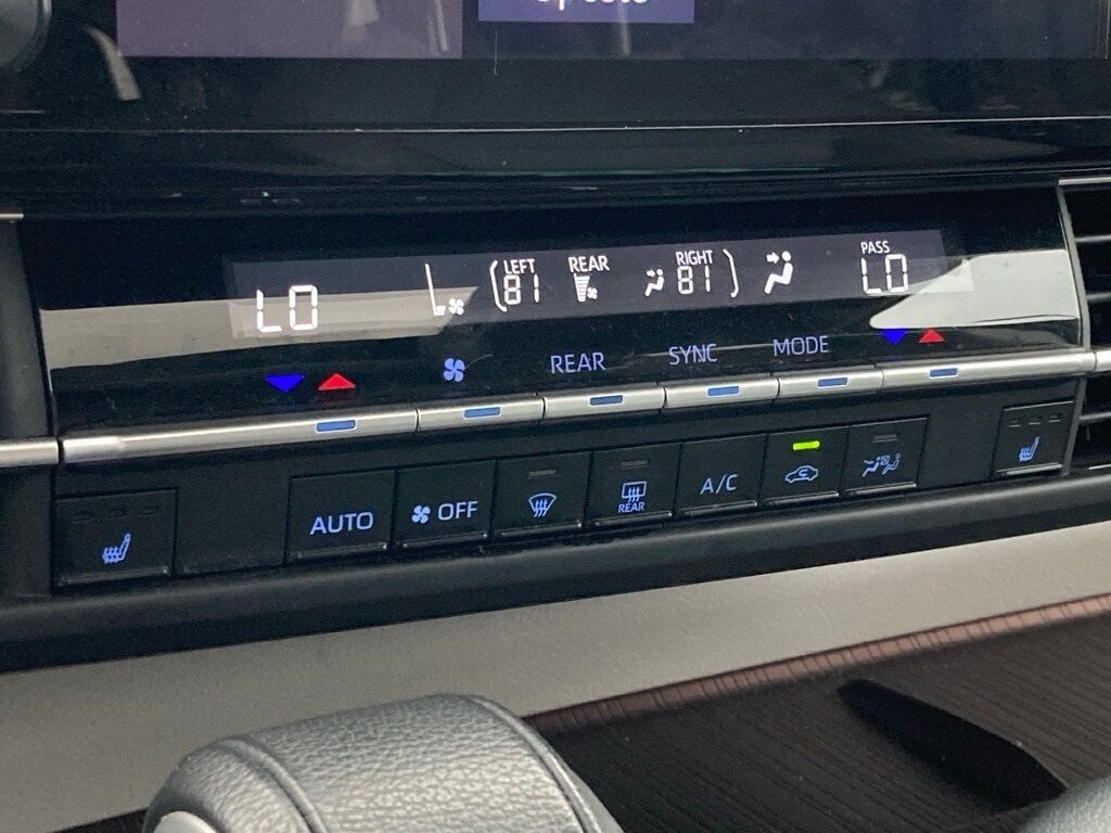 2024 Toyota Sienna XLE San Antonio TX