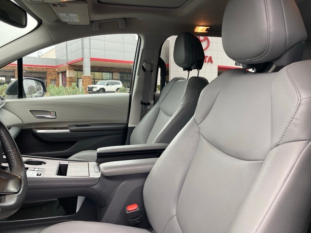 2024 Toyota Sienna XLE San Antonio TX