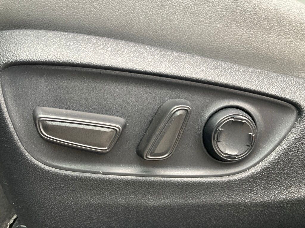 2024 Toyota Sienna XLE San Antonio TX