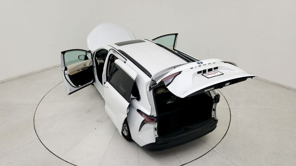 2024 Toyota Sienna XLE Laurel MD