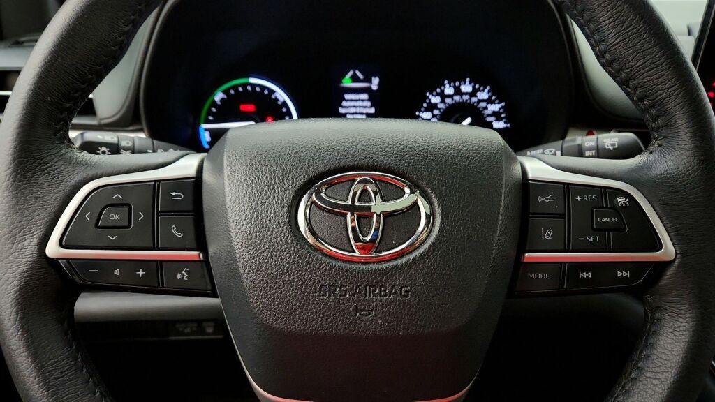 2024 Toyota Sienna XLE Laurel MD