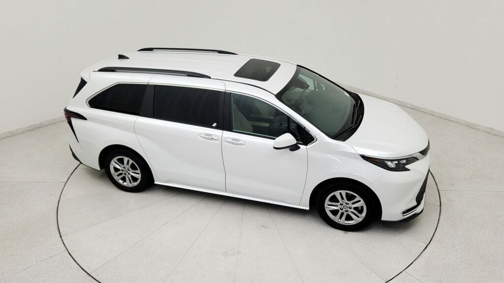 2024 Toyota Sienna XLE Laurel MD
