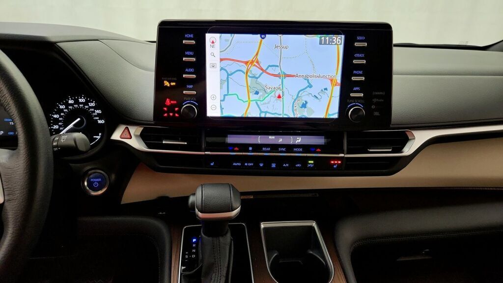 2024 Toyota Sienna XLE Laurel MD