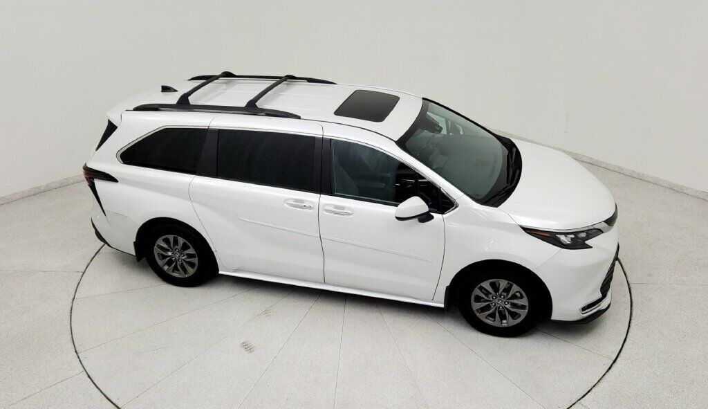 2024 Toyota Sienna XLE Laurel MD