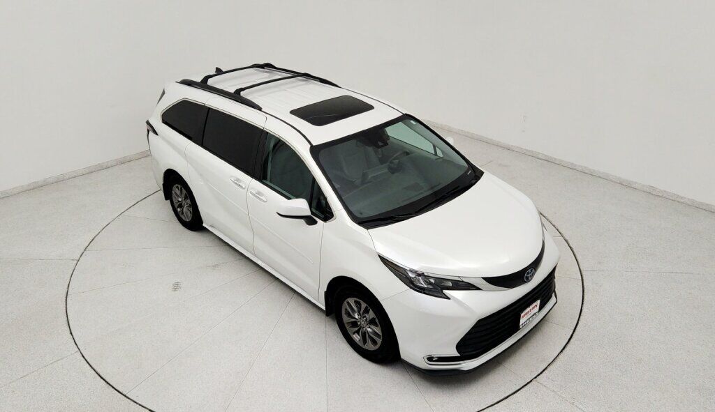 2024 Toyota Sienna XLE Laurel MD