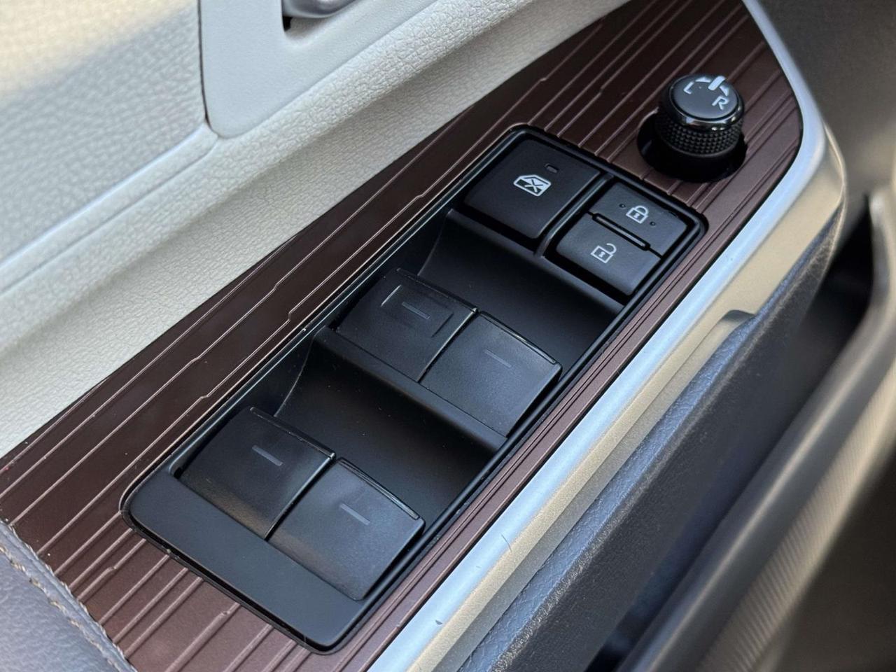 2024 Toyota Sienna XLE Fredericksburg VA