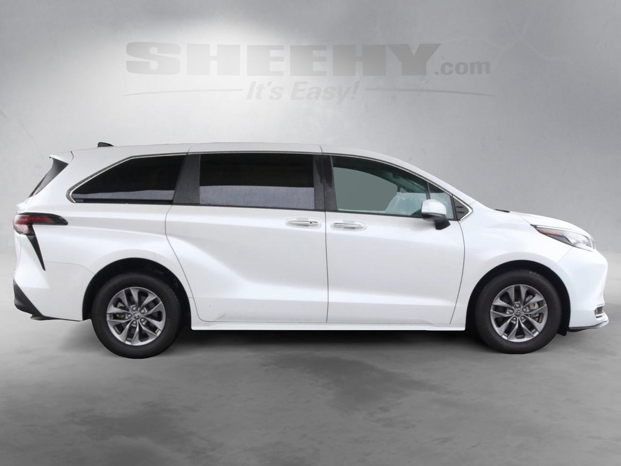 2024 Toyota Sienna XLE Fredericksburg VA