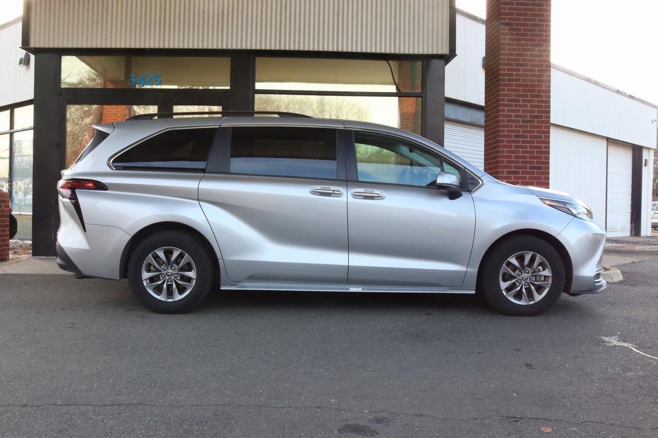 2024 Toyota Sienna XLE Fredericksburg VA