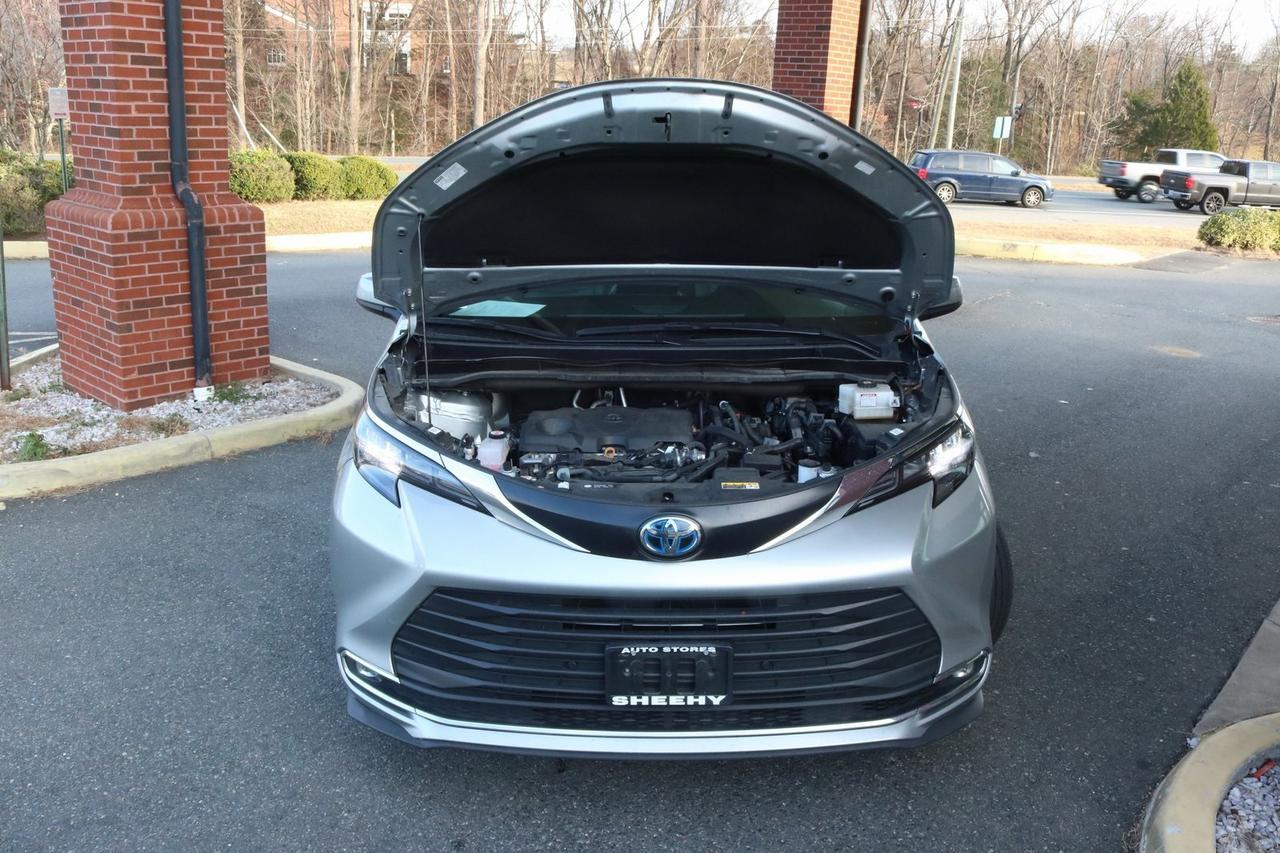 2024 Toyota Sienna XLE Fredericksburg VA