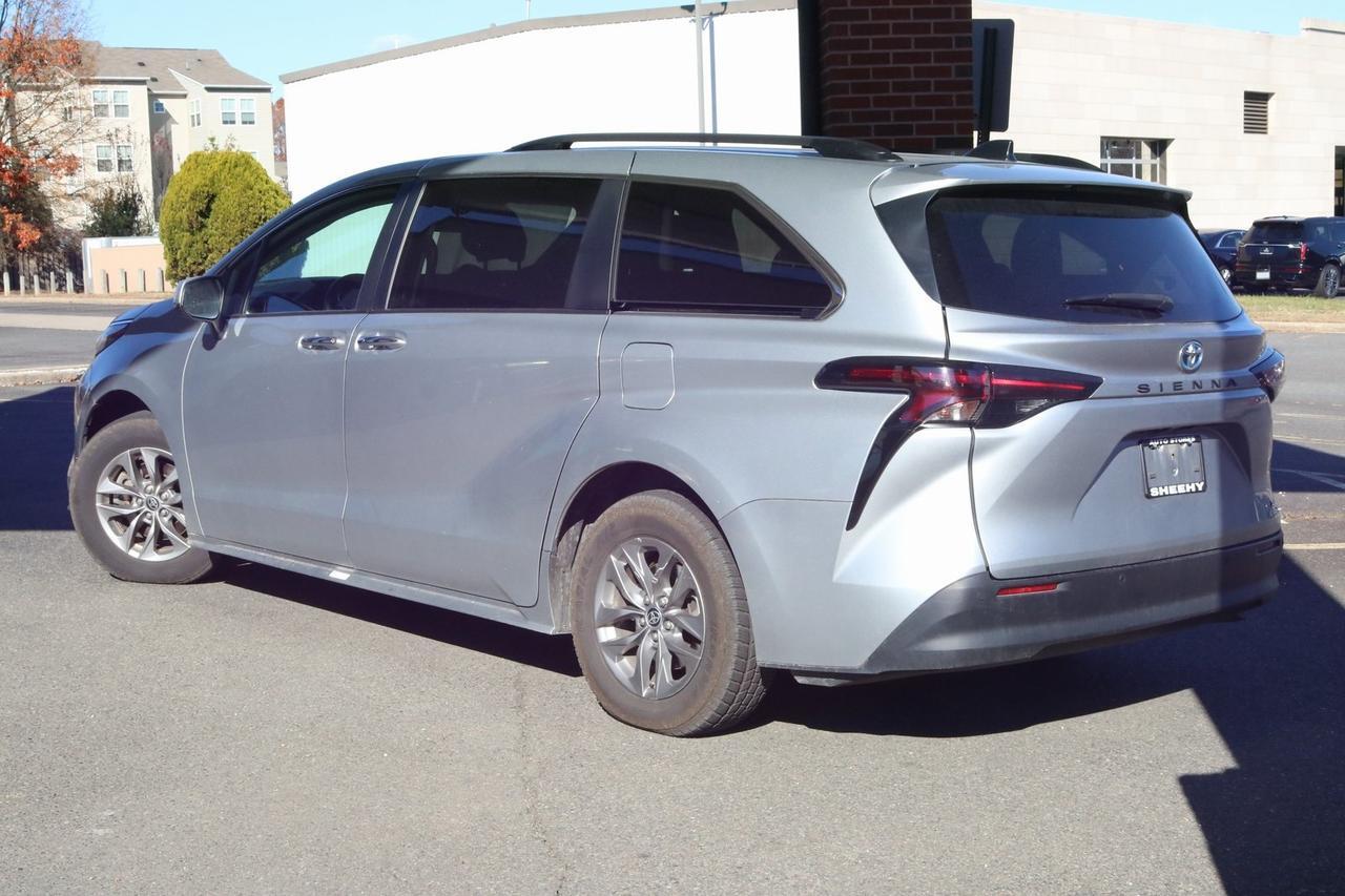 2024 Toyota Sienna XLE Fredericksburg VA