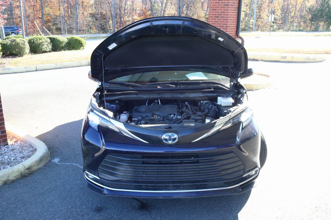 2024 Toyota Sienna XLE Fredericksburg VA