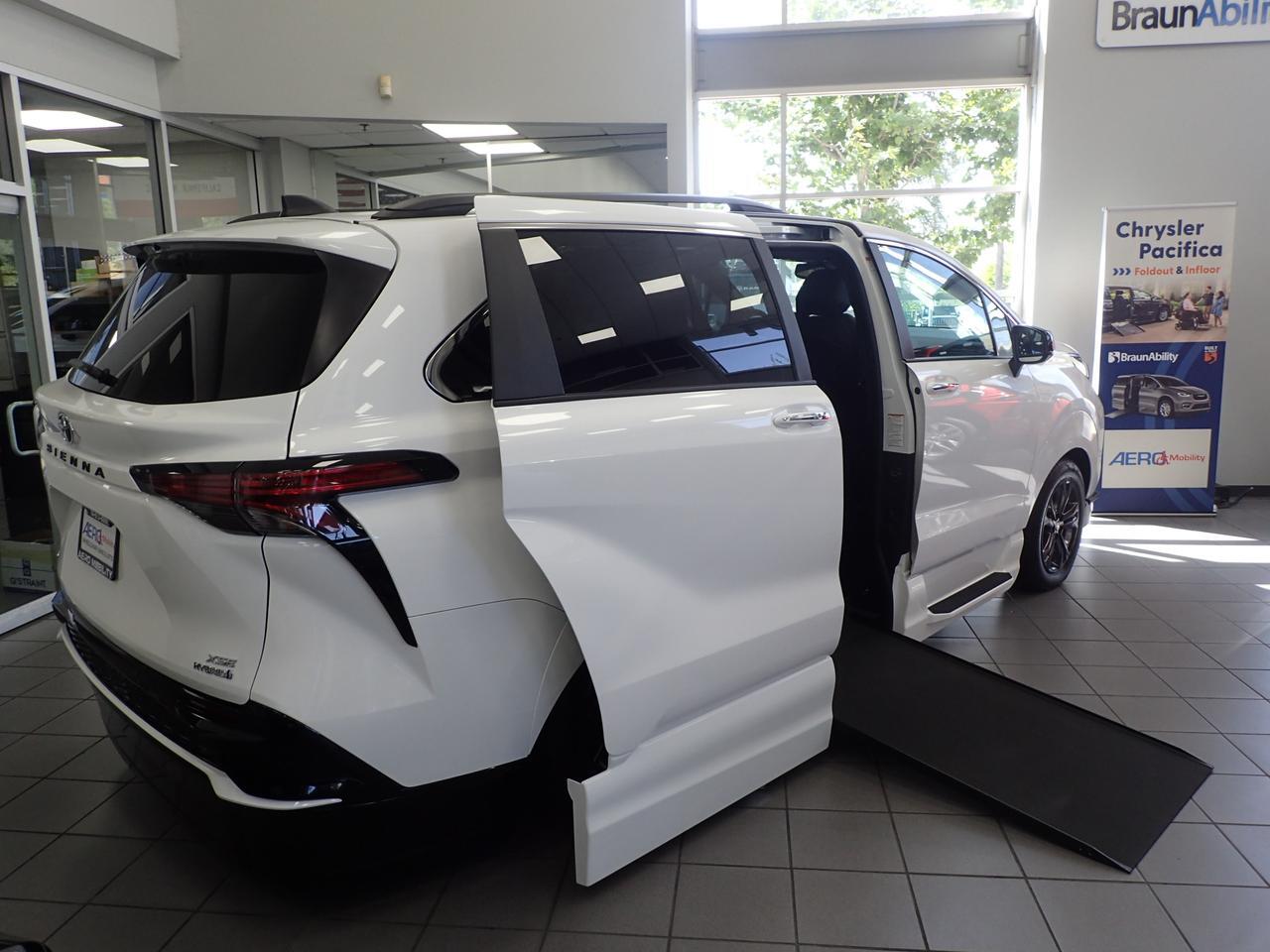 2024 Toyota Sienna XSE-AWD Anaheim CA