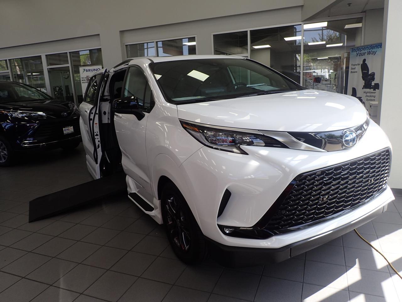 2024 Toyota Sienna XSE-AWD Anaheim CA