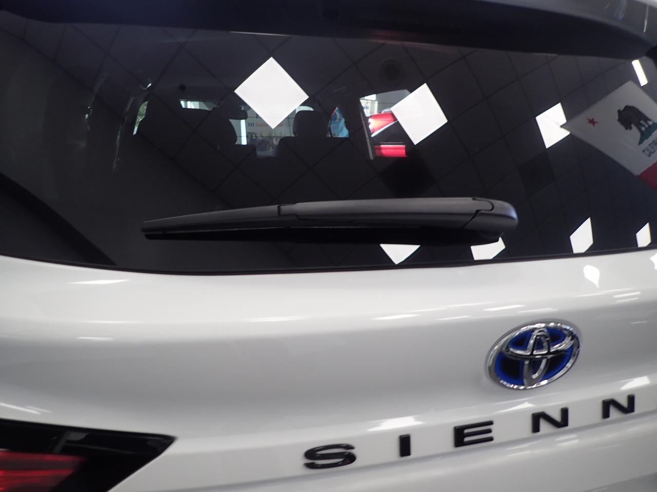 2024 Toyota Sienna XSE-AWD Anaheim CA