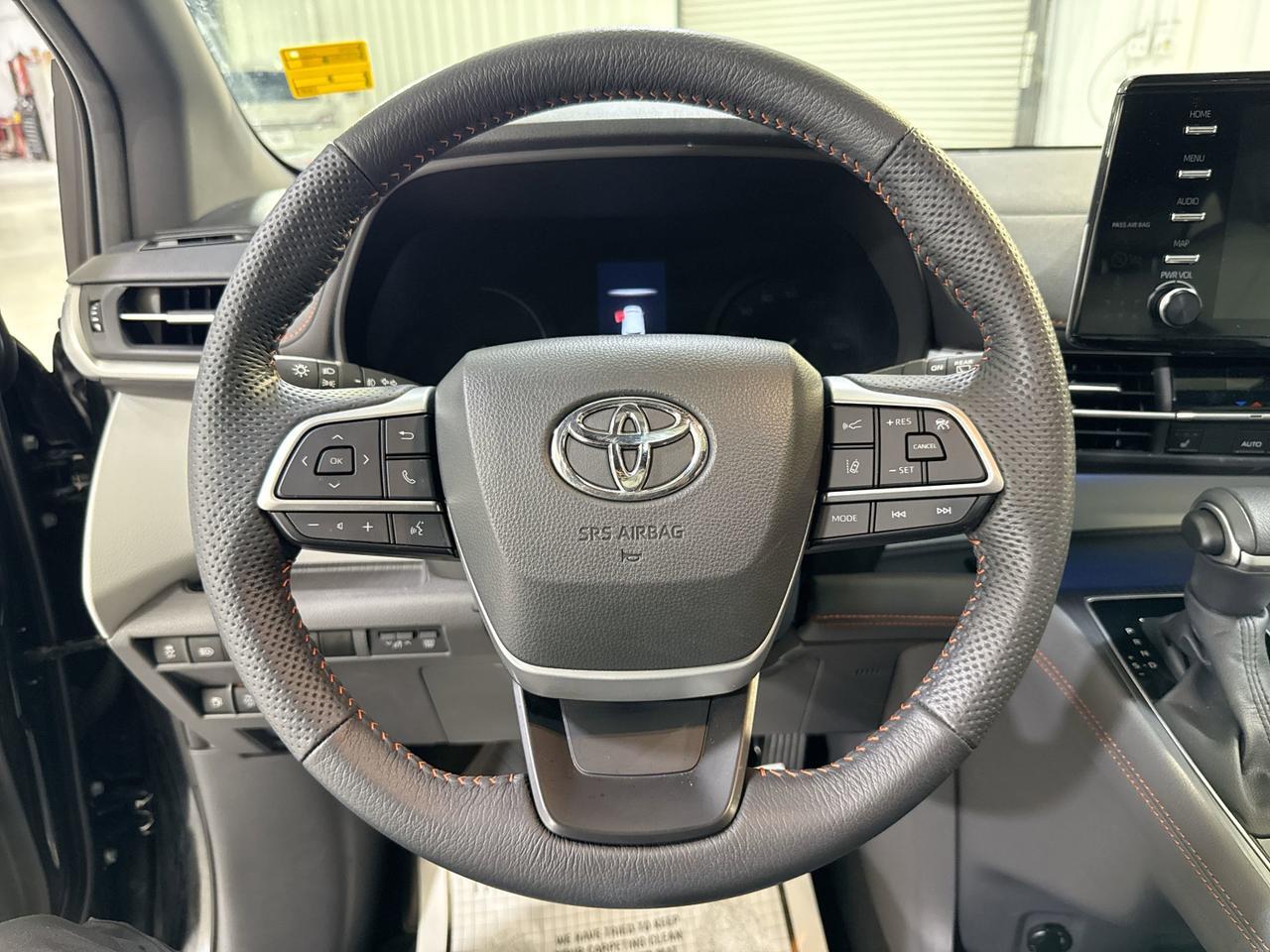 2024 Toyota Sienna XSE San Antonio TX