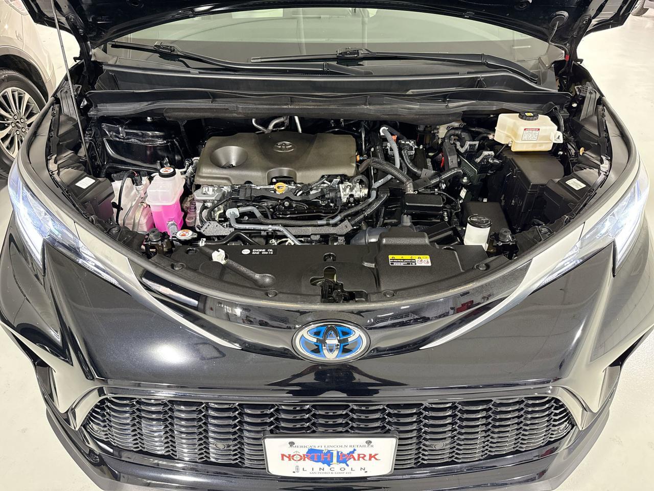 2024 Toyota Sienna XSE San Antonio TX