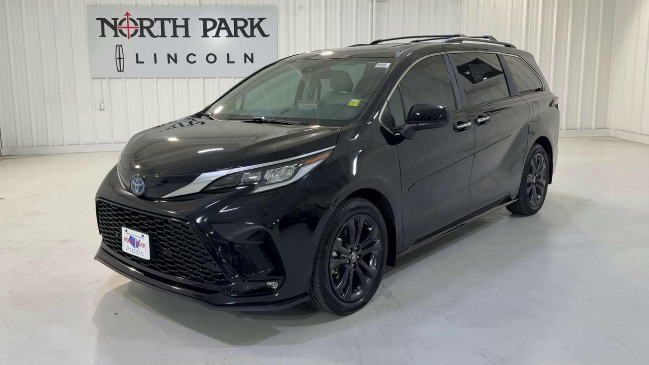 2024 Toyota Sienna XSE San Antonio TX