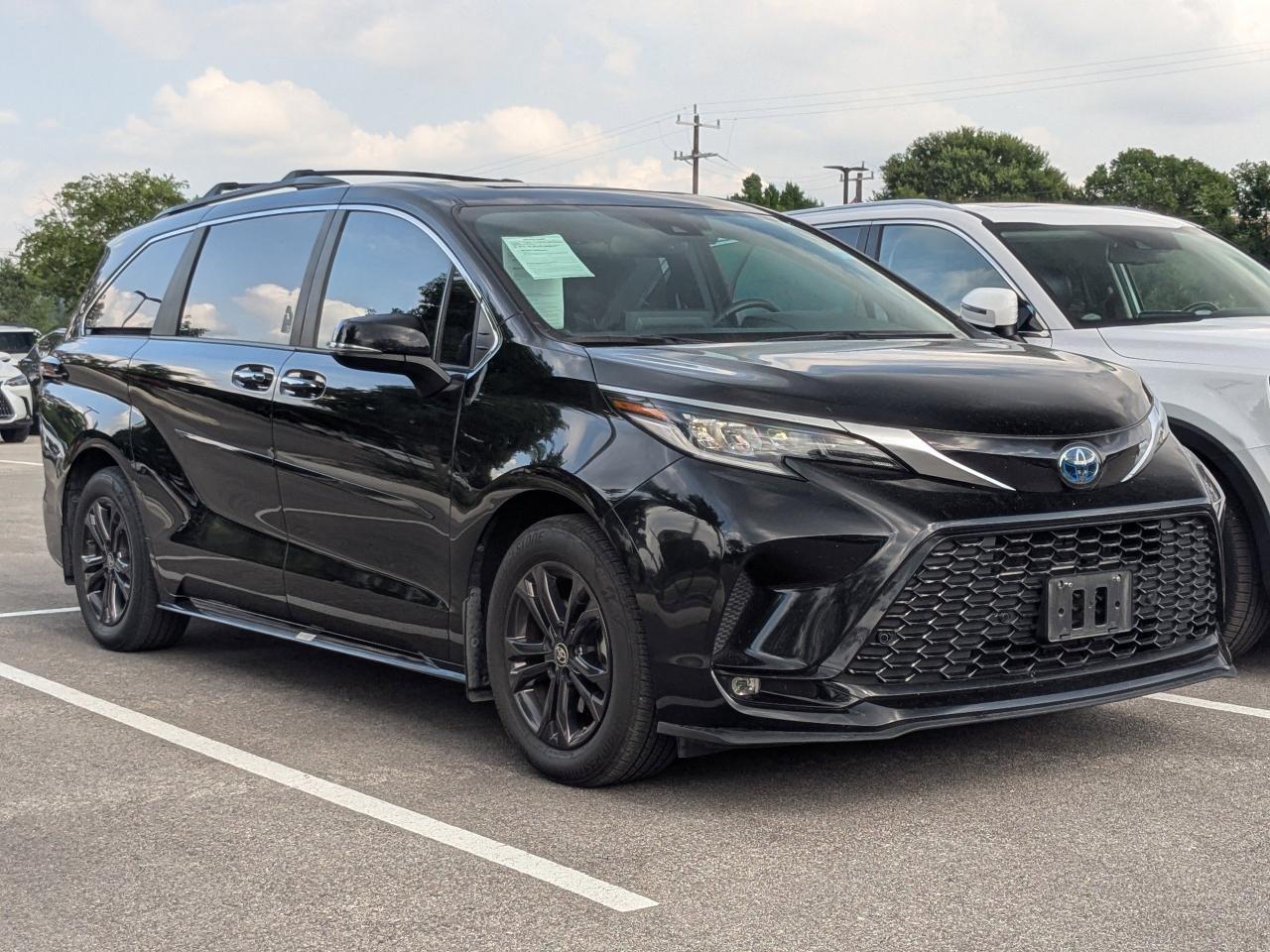 2024 Toyota Sienna XSE